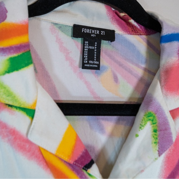 Men’s Retro Pattern Button Down - Picture 2 of 2